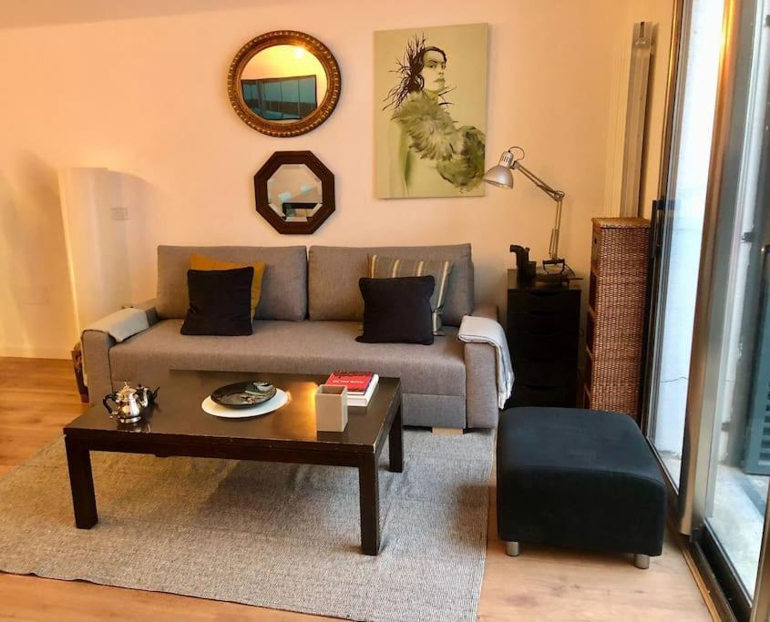 Ferienwohnung Beautiful Loft With Terrace 6 Pers. Cal Madrid Exterior foto